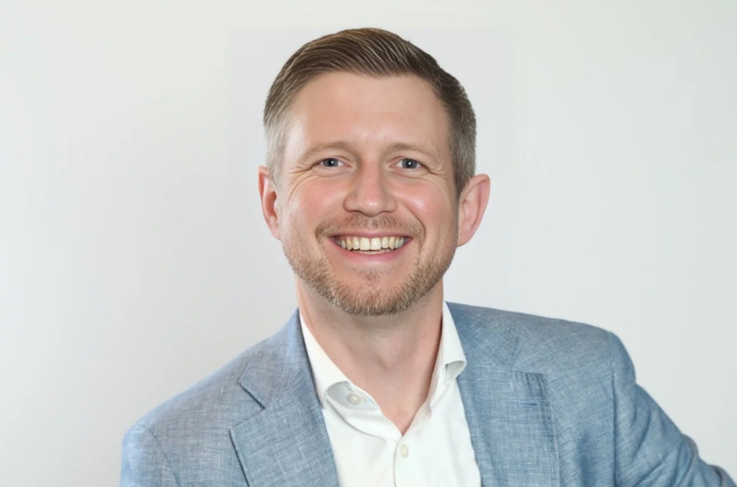 portrait_enhancer_Headshot_November_2022_crop portrait_enhancer_Headshot_November_2022_crop